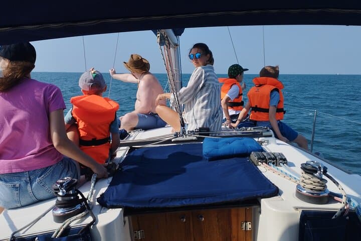 2-hour sailing yacht tour along dubai coastline with skyline views photo 3