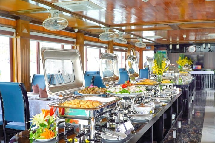 Alova Premium Day Cruise in Halong Bay — 6‑Hour Scenic Cruise to Sung Sot, Luon Cave & Ti Top photo 2