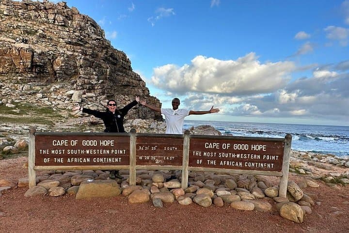 Private Cape of Good Hope Tour: Penguins, Chapman’s Peak & Cape Point