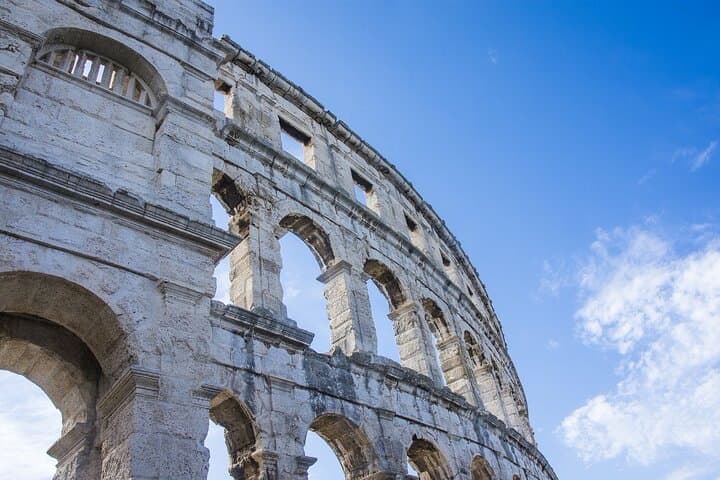 Skip-the-Line Colosseum + 24-Hour Hop-On Hop-Off: Practical Visitor's Guide photo 3