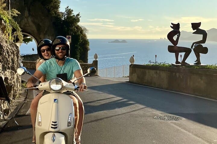 Amalfi Coast Vespa Adventure: Private Scooter Tour from Positano to Ravello