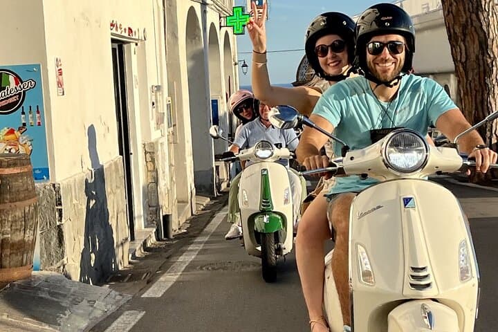 Amalfi Coast Vespa Adventure: Private Scooter Tour from Positano to Ravello photo 2