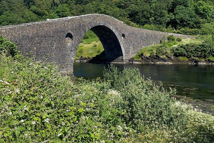 Luxury Day Tour from Edinburgh to Oban Distillery & Scottish Highlands photo 1