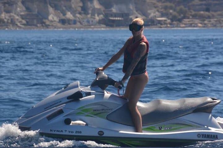 Perivolos Beach Jet Ski Rental: 20-Minute Yamaha Ride on Santorini’s Black Sand Coast photo 3