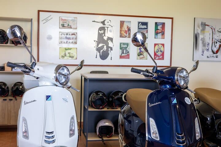 Vespa Primavera: 24-Hour Scooter Rental to Explore Madeira's Coastal Roads photo 4
