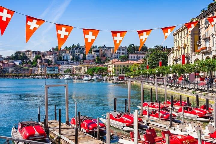 Lake Como to Lugano: Bellagio, Menaggio & Swiss Lakeside Day Tour photo 3
