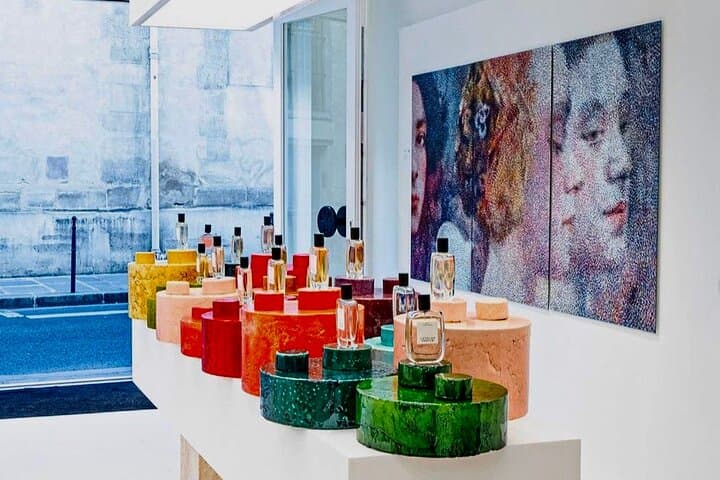 Half-Day Paris Walking Tour and L'Atelier Parfum Experience photo 2