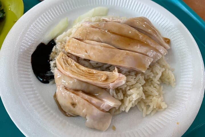 Eat & Snap in Chinatown: Singapore Walking Food Tour photo 2