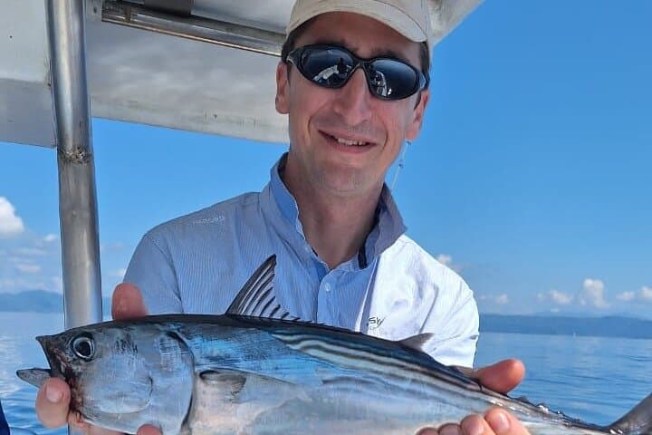 Golfo Dulce Whale Watching, Snorkeling & Artisanal Fishing from Puerto Jiménez photo 4