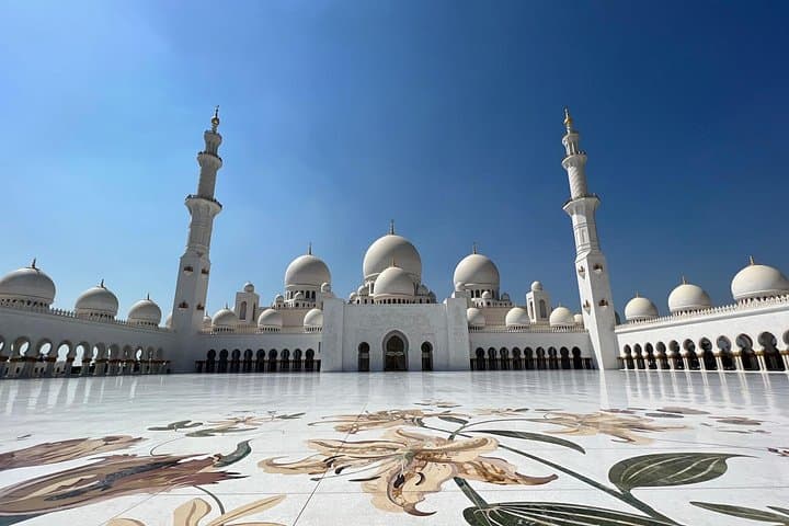Abu Dhabi Day Tour: Sheikh Zayed Grand Mosque & Ferrari World (From Dubai) photo 4