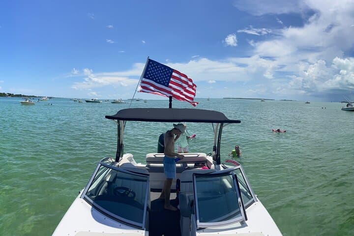 Key Largo Dolphin Day Tour — 1-Hour Boat Rental with Captain photo 5