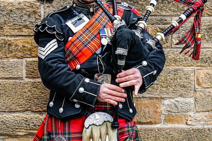 Self-Guided Royal Mile Audio Tour: Edinburgh's Historic Walking Route photo 2