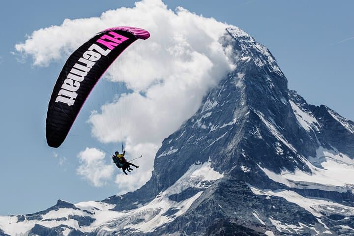Tandem Paragliding Over Zermatt: 20–25 Minute Flight with Matterhorn Views
