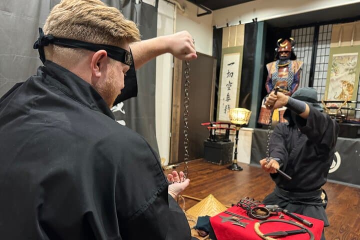 Hands-On Samurai & Ninja Experience in Tokyo — 80-Min Dojo Lesson