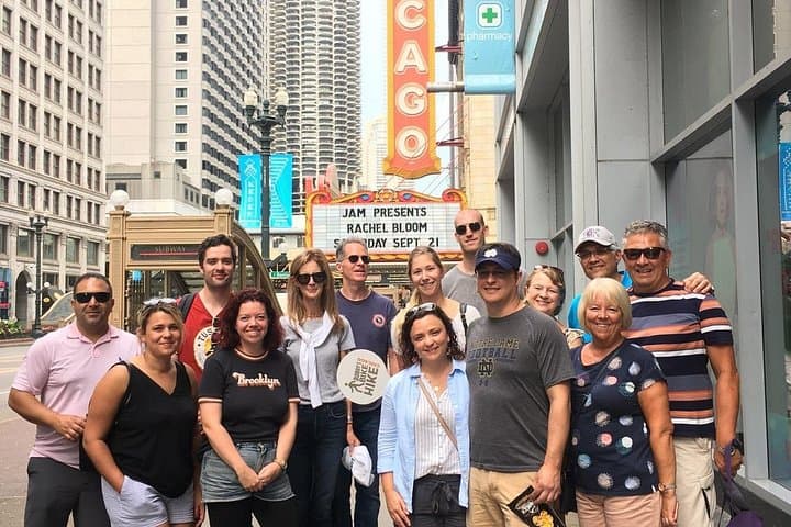 Chicago Highlights Walking Tour: Millennium Park, Riverwalk & Free Bike or Kayak photo 4
