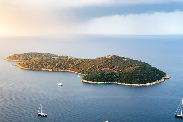 Dubrovnik Panoramic Cruise: 45-Minute Old Town & Lokrum Boat Tour photo 6
