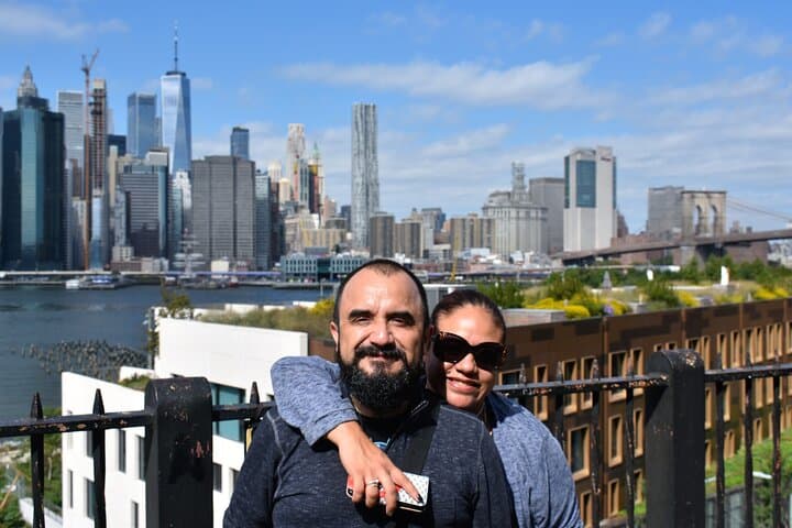Fall in Love with Brooklyn: Brooklyn Heights to DUMBO Guided Walking Tour
