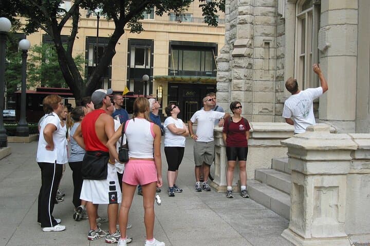 Taste Chicago in a Day: Full-Day Walking Food Tour with Free Bike or Kayak Rental photo 6