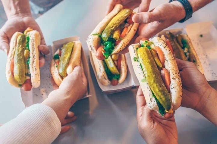 Taste Chicago in a Day: Full-Day Walking Food Tour with Free Bike or Kayak Rental