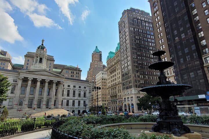 Fall in Love with Brooklyn: Brooklyn Heights to DUMBO Guided Walking Tour photo 2