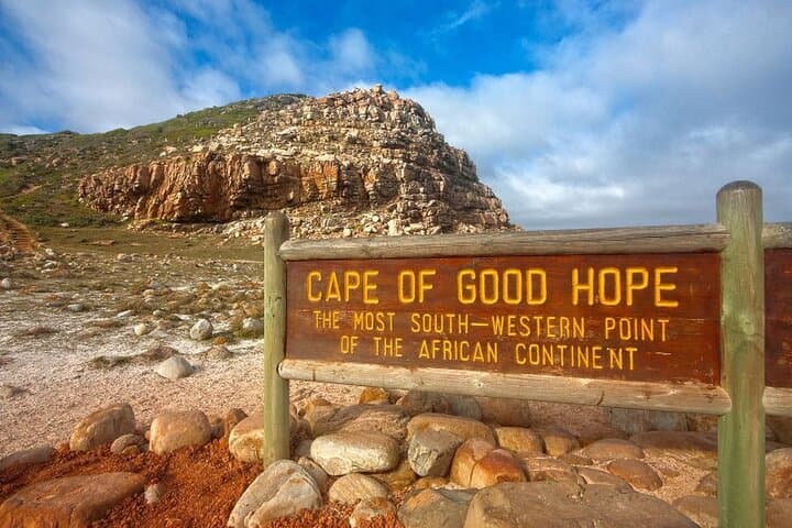 Cape Town Full-Day City Tour with Kirstenbosch Gardens and Table Mountain Views photo 5
