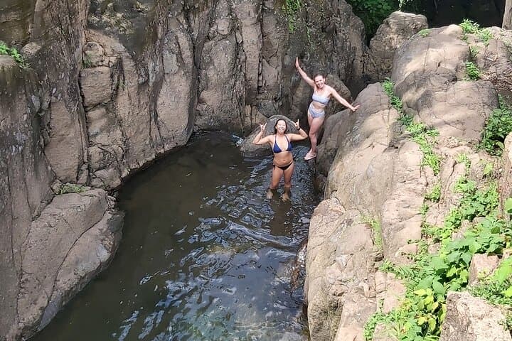 Half-Day Hike to Tamanique Waterfalls: Swim Four Cascades Near El Tunco