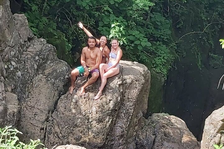 Half-Day Hike to Tamanique Waterfalls: Swim Four Cascades Near El Tunco photo 2