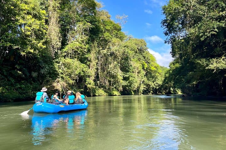 Peñas Blancas River Safari Float: La Fortuna Wildlife River Tour