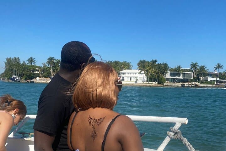 Brightline to Miami: Aventura High-Speed Train and Millionaire Row Boat Tour photo 1