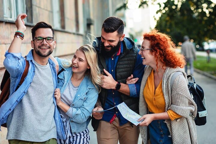Minneapolis Romantic Twilight Stroll — Private 2-Hour Guided Walk