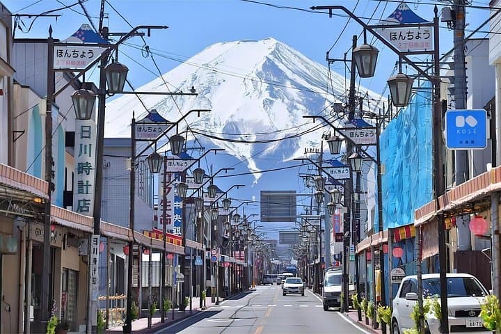Full-Day Mt Fuji & Lake Kawaguchiko Photography Tour from Tokyo