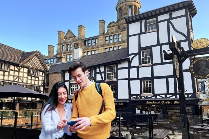 Manchester Self-Guided City Walk & Interactive Treasure Hunt: Explore the City's Secrets photo 3