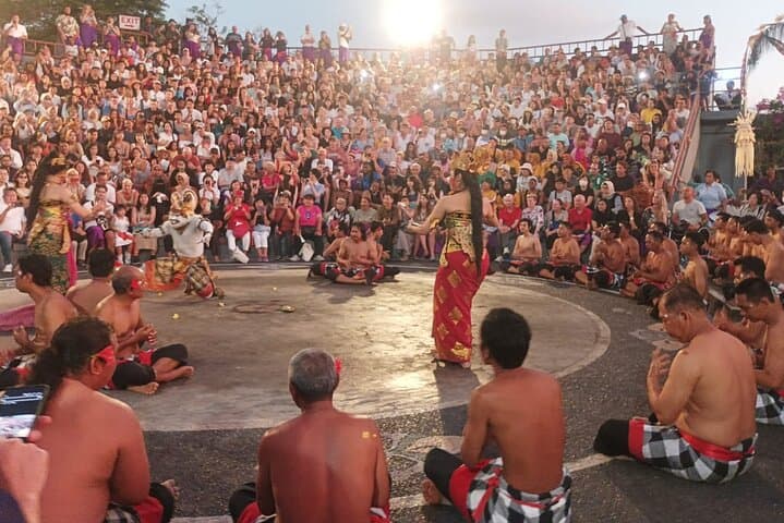 Uluwatu Sunset, Kecak Dance & Jimbaran Seafood Feast photo 2