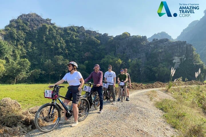 Full-Day Private Ninh Binh Tour: Trang An, Bich Dong & Mua Cave