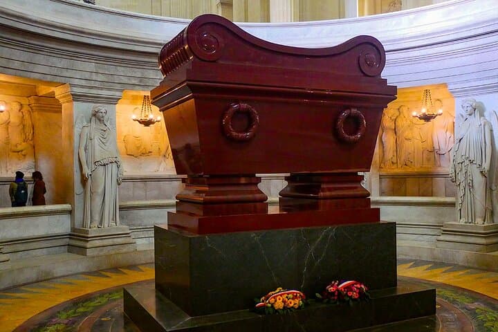 Les Invalides: Napoleon’s Tomb and Army Museum Small-Group Tour photo 4