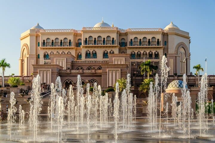 Abu Dhabi Full-Day Sightseeing: Sheikh Zayed, Emirates Palace & Dates Market photo 3
