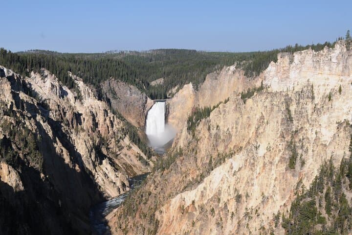 Yellowstone Lower Loop Tour: Old Faithful, Grand Prismatic & Bison Jams photo 2
