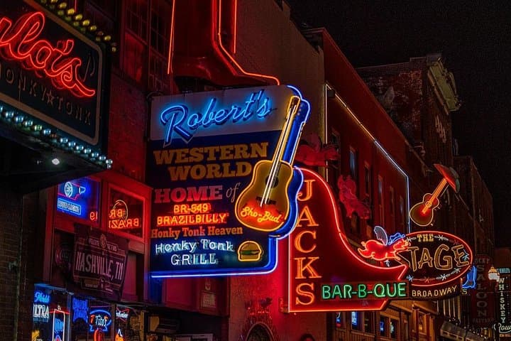 Nashville Downtown Discovery: Private Walking Tour Through Music and History photo 2