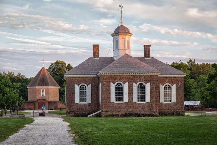 Private Colonial Williamsburg Walking Tour — 2-Hour Guided Historic Stroll photo 3