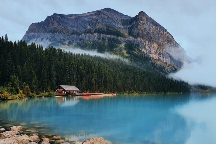 Moraine Lake & Lake Louise Half-Day Tour — Guided Views of Banff’s Turquoise Lakes photo 3