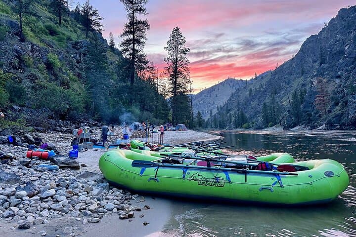 Five-Day Main Salmon River Rafting — River of No Return Wilderness Adventure photo 3