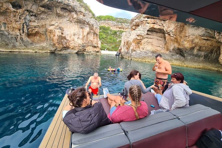 Private Blue Cave & 5 Islands Speedboat Tour from Split — VIP Day Trip photo 3
