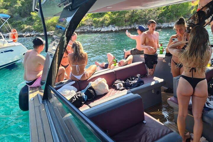 Private Blue Cave & 5 Islands Speedboat Tour from Split — VIP Day Trip photo 4