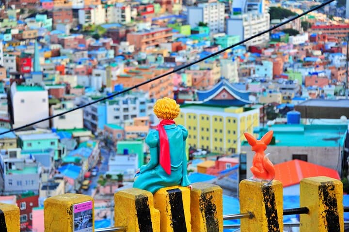 Max Out Busan: One-Day Photo Tour of Haedong Yonggungsa, Blueline Park & Yacht photo 4