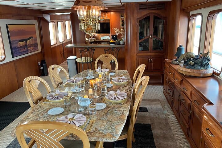 4-Course Luxury Yacht Dinner Cruise from Friday Harbor photo 2