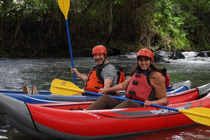 Private Kayak Adventure on Rio Celeste — 5 km Kayak & Natural Pools Near Tenorio photo 5