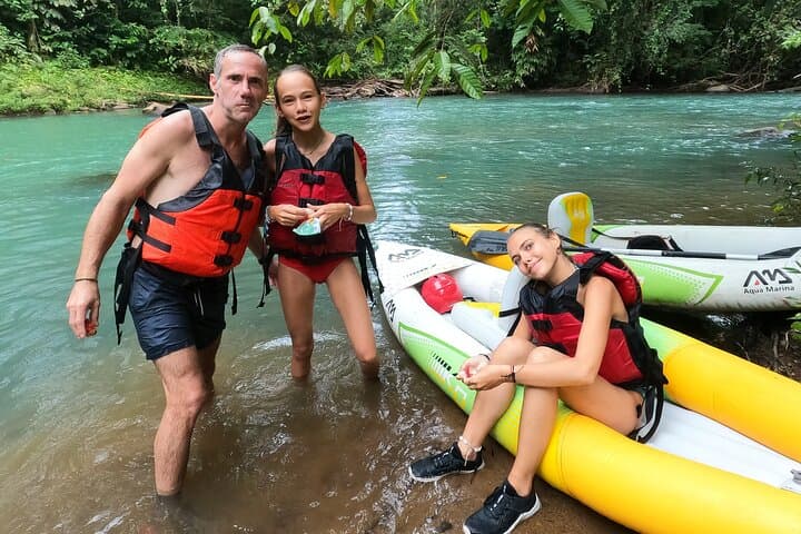 Private Kayak Adventure on Rio Celeste — 5 km Kayak & Natural Pools Near Tenorio photo 6