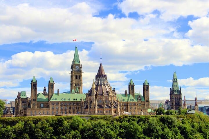 Ottawa Scavenger Hunt: Self-Guided Highlights Walking Tour