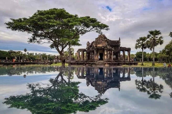Angkor Wat Full-Day Small-Group Temple Tour — Angkor Wat, Bayon & Ta Prohm photo 6
