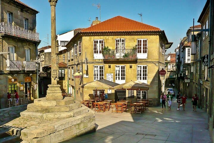 Pontevedra Scavenger Hunt: Self-Guided Walking Game Through the Historic Center photo 5